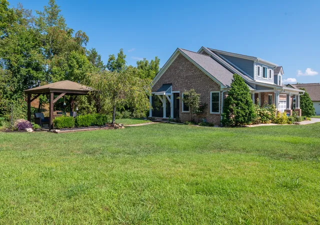Photo 3 of Single family home for sale at 516 Cape Lookout Lgt, Loudon, TN 37774 | MLS# 3531431 | Listing updated on 2026-09-02