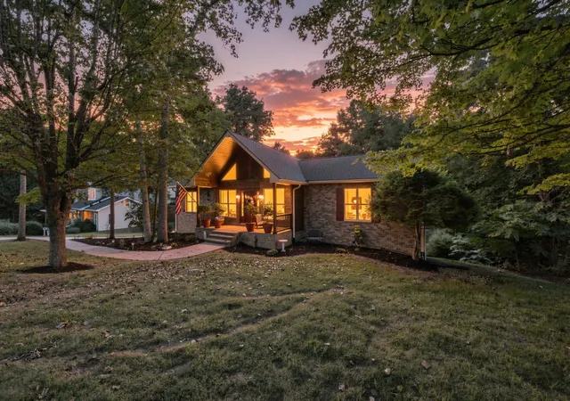 Photo 2 of Single family home for sale at 1003 Red Oak Dr, Greenbrier, TN 37073 | MLS# 3531611 | Listing updated on 2026-09-02