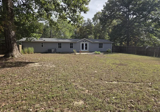 Photo 2 of Manufactured home for sale at 1200 Lonesome Pine Rd, Kingston Springs, TN 37082 | MLS# 3531491 | Listing updated on 2026-10-04