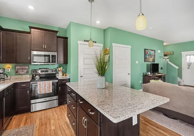 Photo 3 of Townhouse for sale at 4010 Currant Ct, Spring Hill, TN 37174 | MLS# 3546710 | Listing updated on 2026-09-30