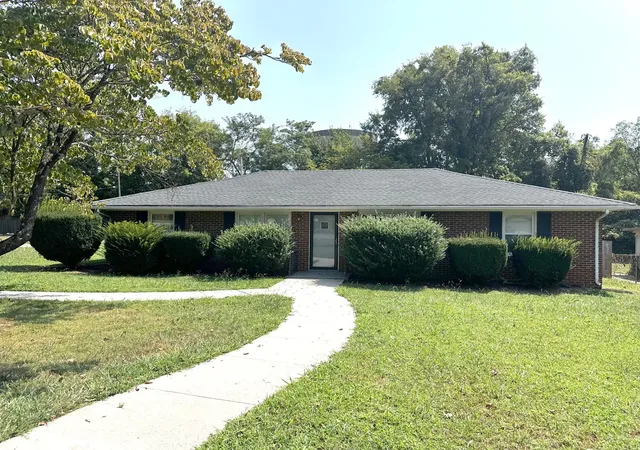 Photo 1 of Single family home for sale at 1132 White Blvd, Murfreesboro, TN 37129 | MLS# 3541557 | Listing updated on 2026-09-04