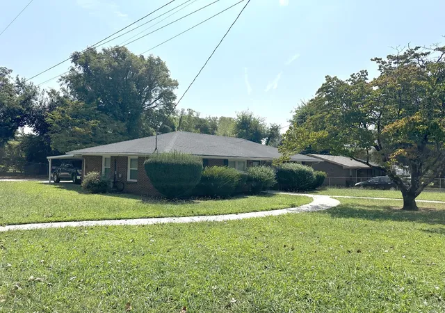 Photo 3 of Single family home for sale at 1132 White Blvd, Murfreesboro, TN 37129 | MLS# 3541557 | Listing updated on 2026-09-04
