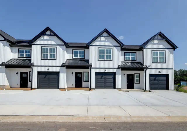 Photo 1 of Townhouse for sale at 166 Sango Dr, Clarksville, TN 37043 | MLS# 3541058 | Listing updated on 2026-09-04