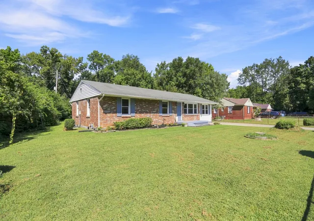 Photo 1 of Single family home for sale at 203 Rebecca Ln, Clarksville, TN 37042 | MLS# 3531473 | Listing updated on 2026-09-06
