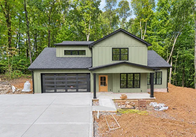 Photo 1 of Single family home for sale at 611 Buck Mountain Trl, Cookeville, TN 38506 | MLS# 3531462 | Listing updated on 2026-09-21