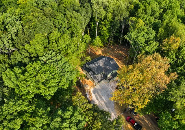Photo 3 of Single family home for sale at 611 Buck Mountain Trl, Cookeville, TN 38506 | MLS# 3531462 | Listing updated on 2026-09-21