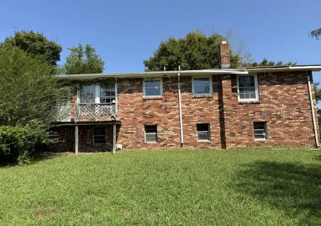 Photo 3 of Single family home for sale at 6716 Brown Holw Rd, Lyles, TN 37098 | MLS# 3531495 | Listing updated on 2026-10-01