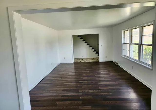Photo 4 of Single family home for sale at 429 Spring St, Dover, TN 37058 | MLS# 3531511 | Listing updated on 2026-09-02