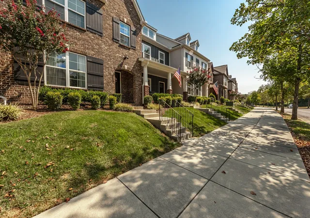Photo 3 of Townhouse for sale at 241 Claremont Ct, Gallatin, TN 37066 | MLS# 3544808 | Listing updated on 2026-10-06