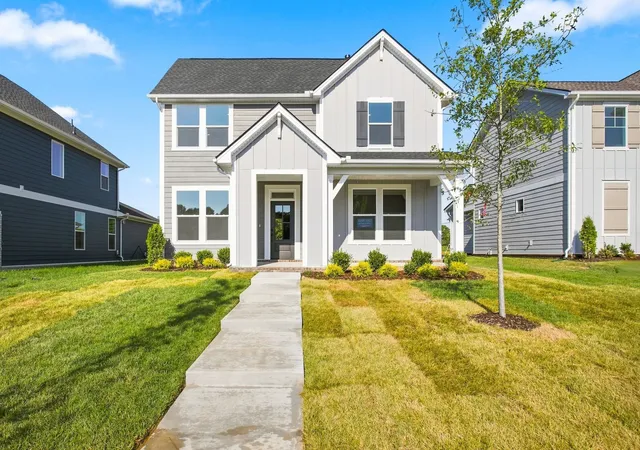 Photo 1 of Single family home for sale at 762 Caddy Xing, Columbia, TN 38401 | MLS# 3531506 | Listing updated on 2026-09-05