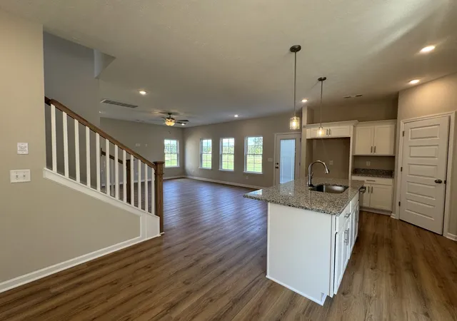 Photo 4 of Single family home for sale at 72 Laurel View St, Manchester, TN 37355 | MLS# 3531549 | Listing updated on 2026-09-12