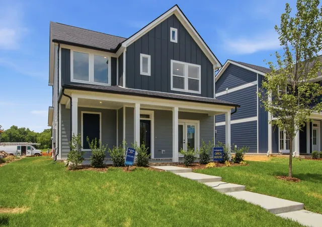 Photo 2 of Single family home for sale at 758 Caddy Xing, Columbia, TN 38401 | MLS# 3531539 | Listing updated on 2026-09-05