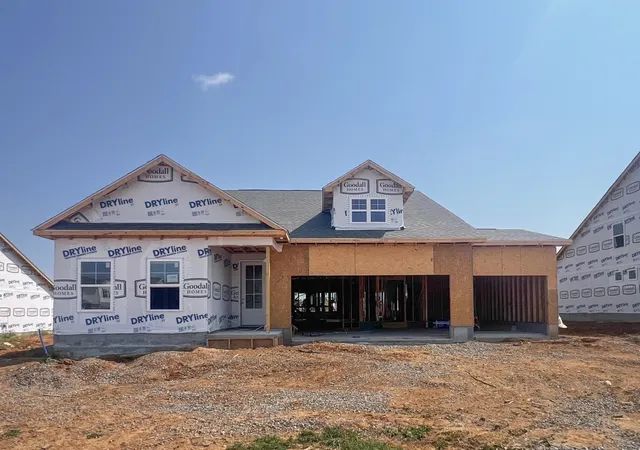 Photo 1 of Single family home for sale at 2111 Madelyn Branch Rd, Columbia, TN 38401 | MLS# 3541484 | Listing updated on 2026-09-04