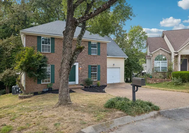 Photo 2 of Single family home for sale at 1036 Tonyawood Dr, Old Hickory, TN 37138 | MLS# 3596176 | Listing updated on 2026-09-19
