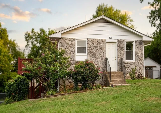 Photo 2 of Multi family home for sale at 508 Dorothy Dr, Goodlettsville, TN 37072 | MLS# 3531663 | Listing updated on 2026-09-04
