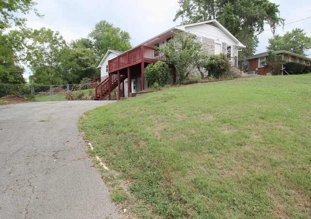 Photo 3 of Multi family home for sale at 508 Dorothy Dr, Goodlettsville, TN 37072 | MLS# 3531663 | Listing updated on 2026-09-04