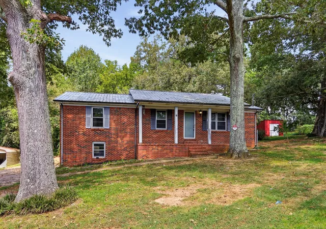 Photo 2 of Single family home for sale at 76 Gay Rd, Mc Minnville, TN 37110 | MLS# 3540315 | Listing updated on 2026-09-03