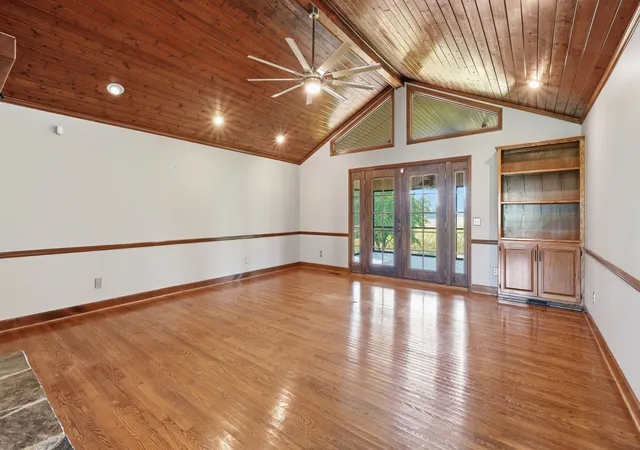 Photo 4 of Single family home for sale at 81 Oliver Ln, Pelham, TN 37366 | MLS# 3545050 | Listing updated on 2026-10-05