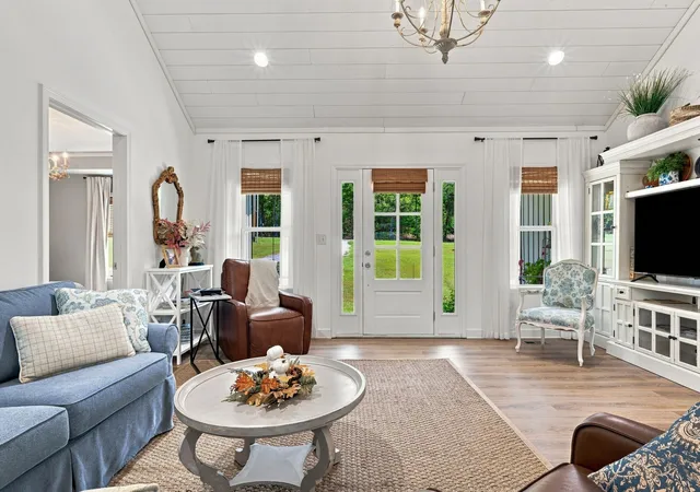 Photo 1 of Single family home for sale at 4287 Highway 47 E, White Bluff, TN 37187 | MLS# 3543123 | Listing updated on 2026-10-06