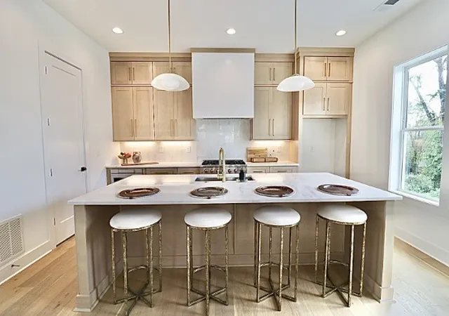 Photo 3 of Single family home for sale at 902a Douglas Ave, Nashville, TN 37206 | MLS# 3531722 | Listing updated on 2026-09-06