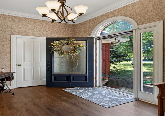Photo 4 of Sale Pending at 145 E Laurel Ave, Mc Minnville, TN 37110 | MLS# 3541257 | Listing updated on 2026-10-02