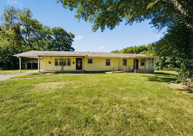 Photo 1 of Multi family home for sale at 394 Pike Hl Rd, Mc Minnville, TN 37110 | MLS# 3540372 | Listing updated on 2026-09-14