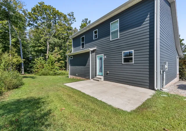 Photo 4 of Single family home for sale at 3038 Gideon Rd, Greenbrier, TN 37073 | MLS# 3542517 | Listing updated on 2026-09-30
