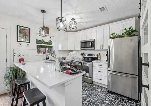 Photo 3 of Townhouse for sale at 386 Huntington Ridge Dr, Nashville, TN 37211 | MLS# 3542485 | Listing updated on 2026-09-05