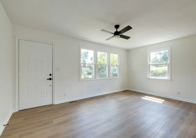 Photo 4 of Single family home for sale at 1100 Gibson Dr, Madison, TN 37115 | MLS# 3531755 | Listing updated on 2026-09-16