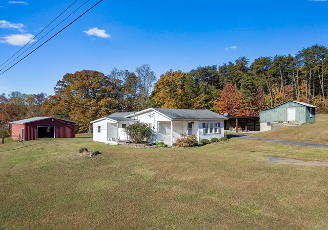 Photo 1 of Single family home for sale at 3557 Dayton Mountain Hwy, Dayton, TN 37321 | MLS# 3531806 | Listing updated on 2026-10-09