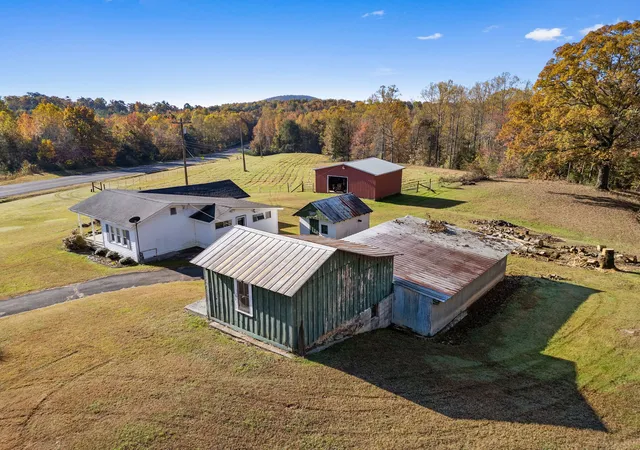 Photo 2 of Single family home for sale at 3557 Dayton Mountain Hwy, Dayton, TN 37321 | MLS# 3531806 | Listing updated on 2026-10-09
