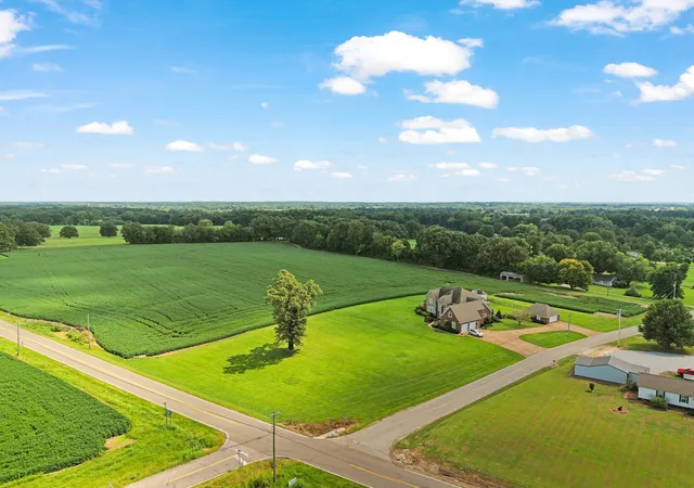 Photo 3 of Single family home for sale at 2452 State Route 77, Atwood, TN 38220 | MLS# 3531823 | Listing updated on 2026-09-03