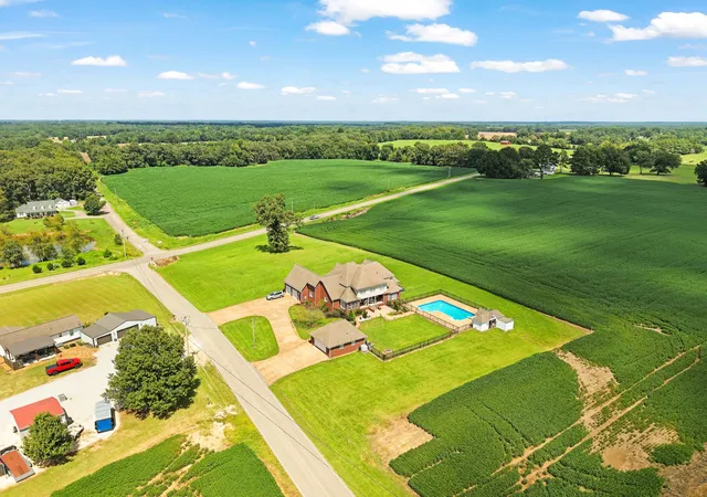 Photo 4 of Single family home for sale at 2452 State Route 77, Atwood, TN 38220 | MLS# 3531823 | Listing updated on 2026-09-03