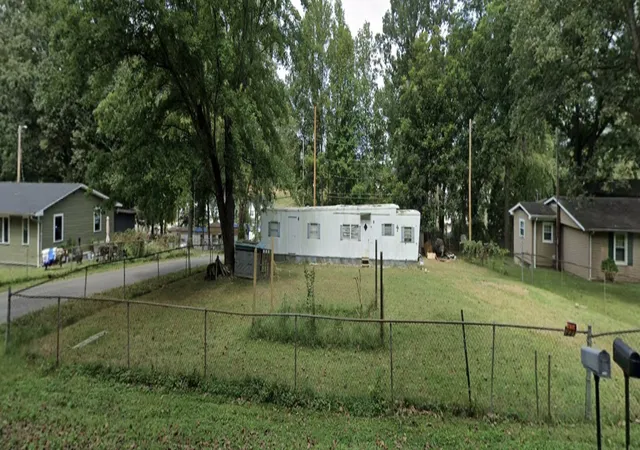Photo 3 of Land for sale at 911 Hilltop Ct, Clarksville, TN 37042 | MLS# 3540325 | Listing updated on 2026-09-03
