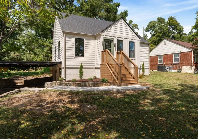 Photo 2 of Single family home for sale at 1326 Saturn Dr, Nashville, TN 37217 | MLS# 3531915 | Listing updated on 2026-09-07