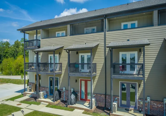 Photo 2 of Townhouse for sale at 1986 Addi Ln #3, Chattanooga, TN 37421 | MLS# 3540328 | Listing updated on 2026-10-06