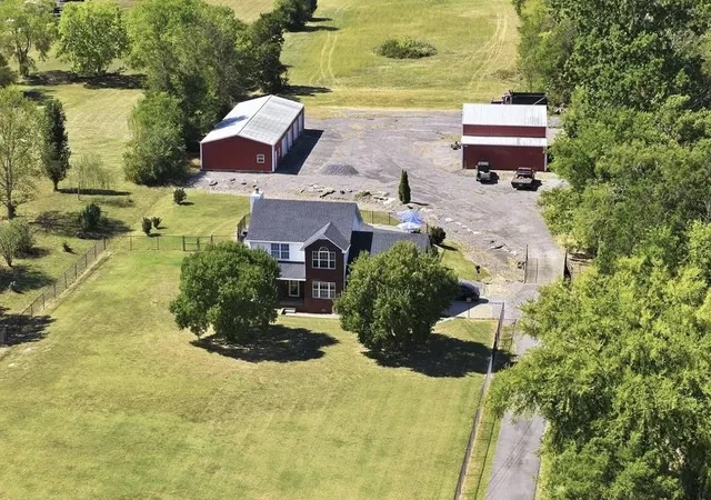 Photo 1 of Single family home for sale at 4612 Midland Rd, Christiana, TN 37037 | MLS# 3610376 | Listing updated on 2026-10-08