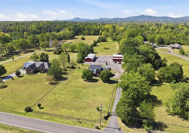 Photo 2 of Single family home for sale at 4612 Midland Rd, Christiana, TN 37037 | MLS# 3610376 | Listing updated on 2026-10-08
