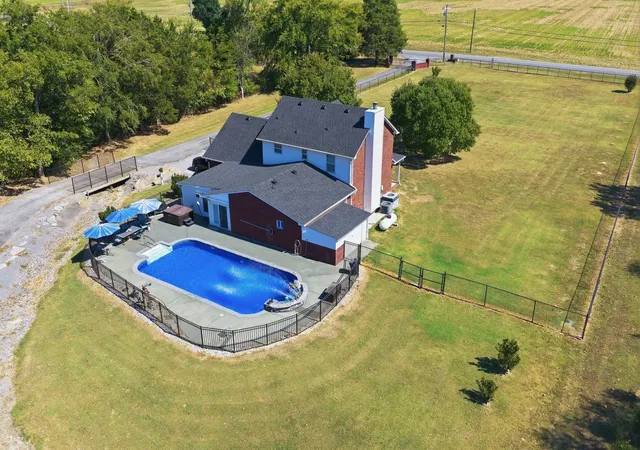Photo 3 of Single family home for sale at 4612 Midland Rd, Christiana, TN 37037 | MLS# 3610376 | Listing updated on 2026-10-08