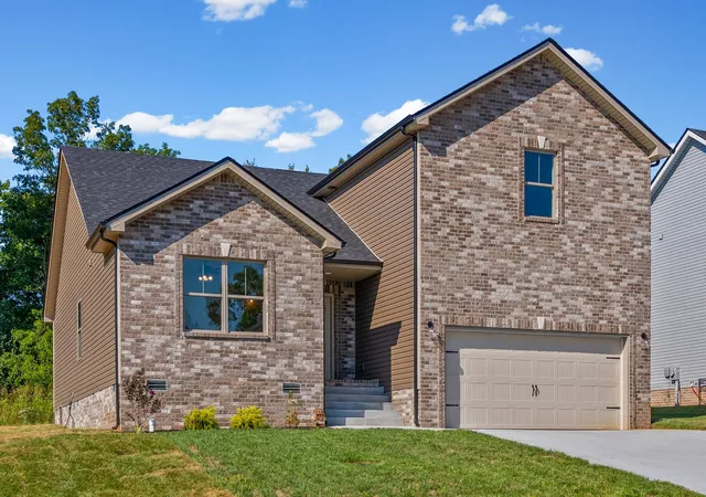 Photo 2 of Single family home for sale at 862 Burley Barn Rd, Clarksville, TN 37042 | MLS# 3593779 | Listing updated on 2026-09-23