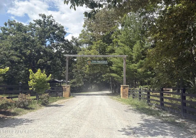 Photo 2 of Land for sale at 145 Black Bear Ln, Sunbright, TN 37872 | MLS# 3531828 | Listing updated on 2026-09-03