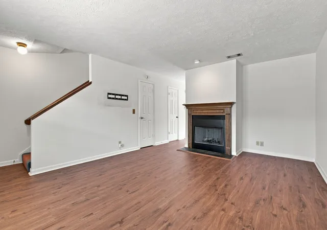 Photo 1 of Townhouse for sale at 264 Mayflower Ln N, Madison, TN 37115 | MLS# 3544770 | Listing updated on 2026-10-08