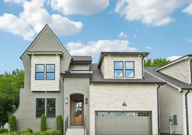 Photo 3 of Single family home for sale at 2814 Harriette Ct, Nashville, TN 37206 | MLS# 3531850 | Listing updated on 2026-09-16