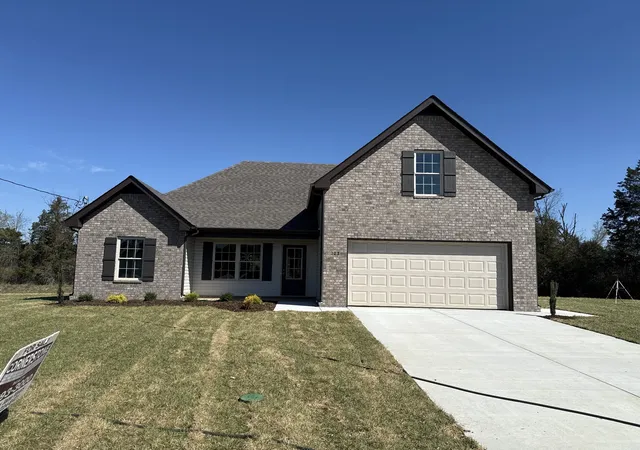 Photo 1 of Single family home for sale at 124 Hidden Cir, Shelbyville, TN 37160 | MLS# 3531875 | Listing updated on 2026-09-03