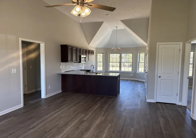 Photo 3 of Single family home for sale at 124 Hidden Cir, Shelbyville, TN 37160 | MLS# 3531875 | Listing updated on 2026-09-03
