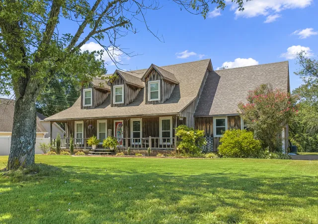 Photo 1 of Single family home for sale at 55 Evergreen Dr, Lexington, TN 38351 | MLS# 3531881 | Listing updated on 2026-10-03