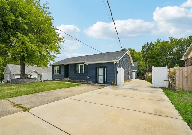 Photo 4 of Single family home for sale at 1124 Nelson Dr, Madison, TN 37115 | MLS# 3542537 | Listing updated on 2026-09-12