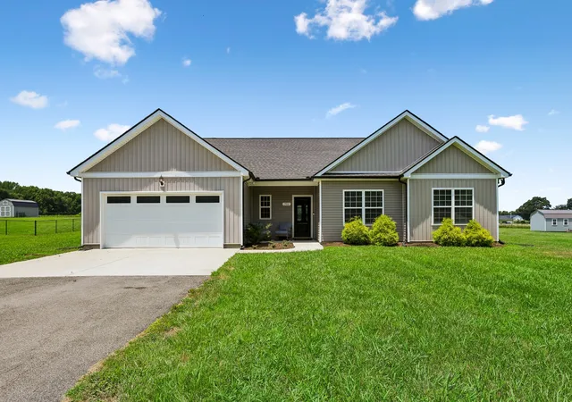 Photo 1 of Single family home for sale at 731 N Main St, Morrison, TN 37357 | MLS# 3531882 | Listing updated on 2026-09-03