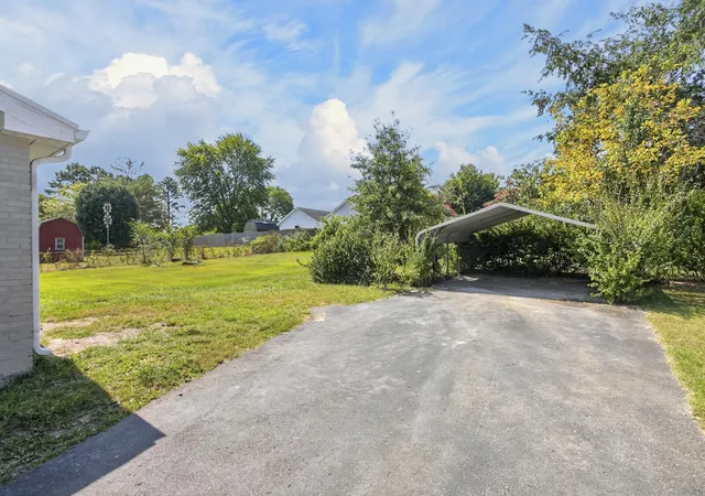 Photo 2 of Single family home for sale at 2202 Lynwood Dr, Greenbrier, TN 37073 | MLS# 3531918 | Listing updated on 2026-09-03