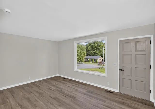 Photo 3 of Single family home for sale at 2202 Lynwood Dr, Greenbrier, TN 37073 | MLS# 3531918 | Listing updated on 2026-09-03